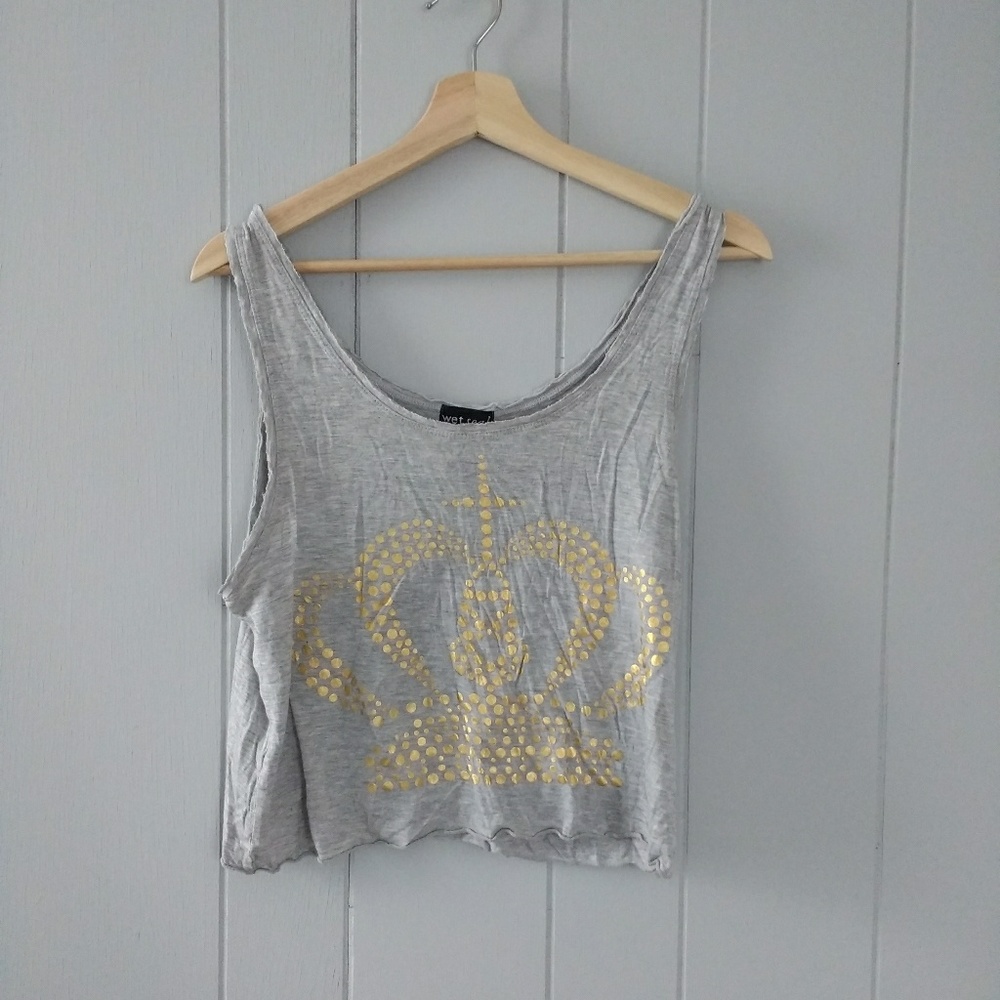 🏵️3 for $10🏵️ Grey and Gold Crop Top